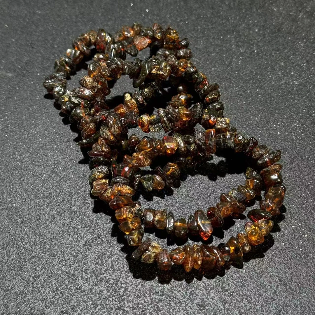 【与帅珠宝】抚顺琥珀随型手串D060817—多样性发其一