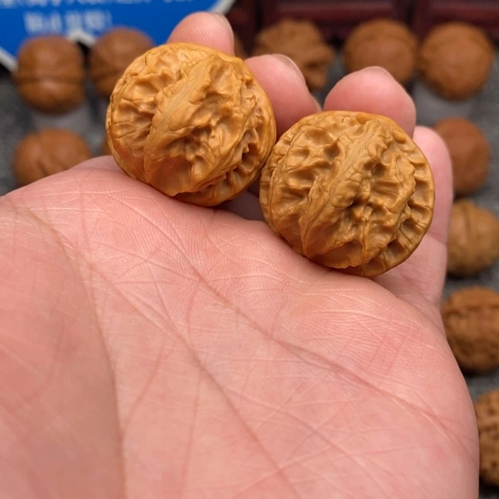 文玩核桃把件…………