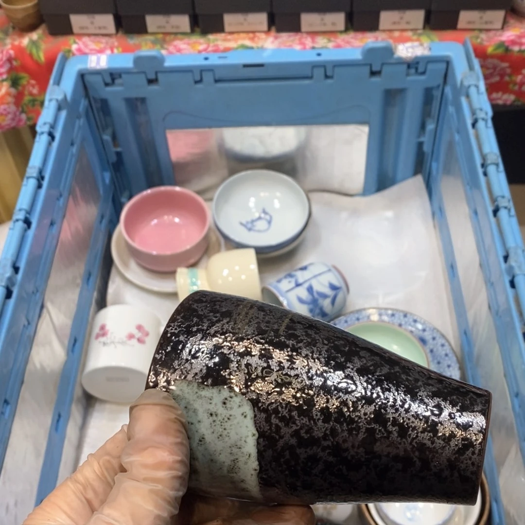 瓷片秋*是哈哈哈哈哈哈