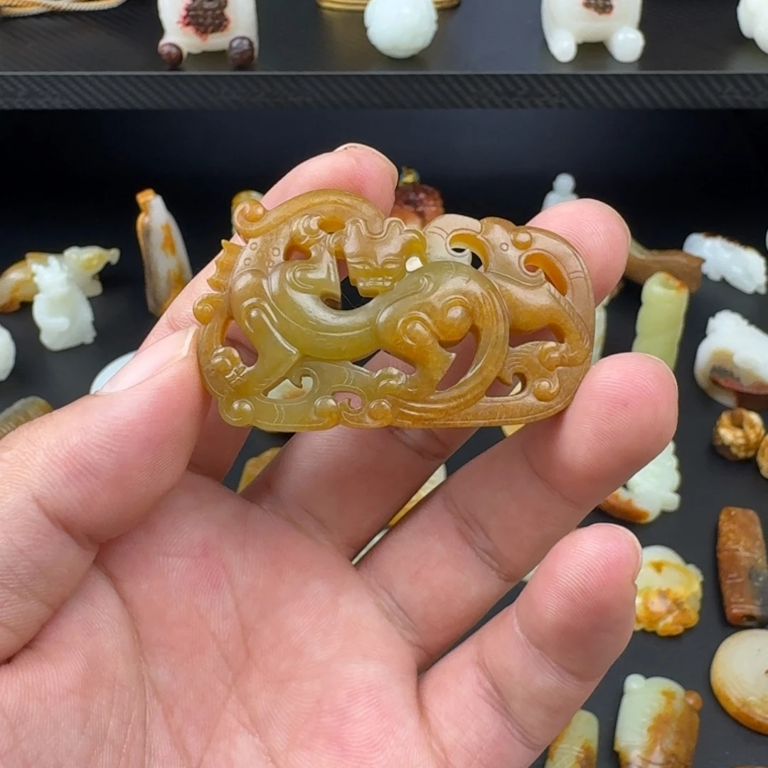 鸟***叔和田玉（糖玉）未镶嵌颈饰