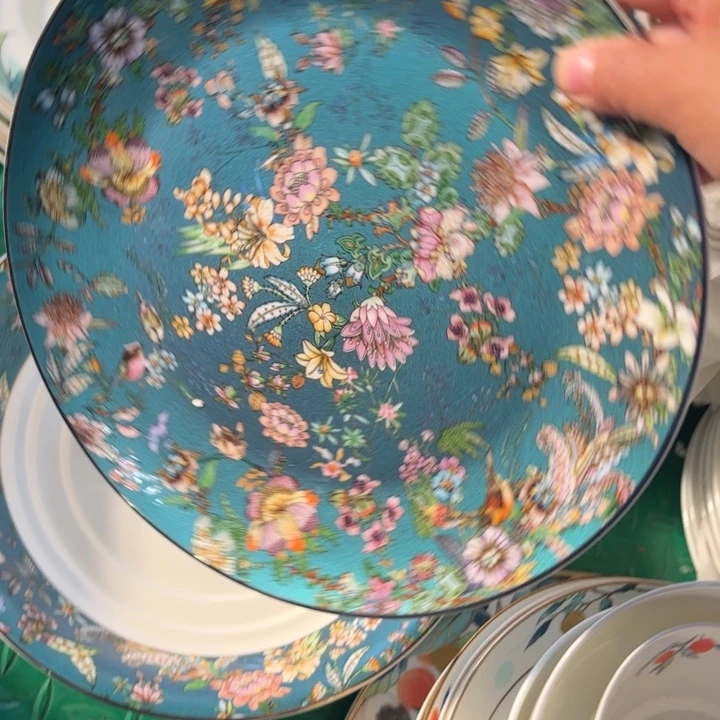 瓷片仙踪十寸大盘一个微瑕