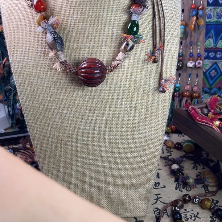 玛瑙/玉髓未镶嵌颈饰