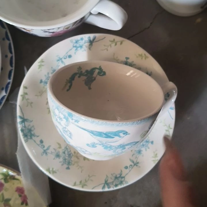 陶瓷盘子碗啥都有