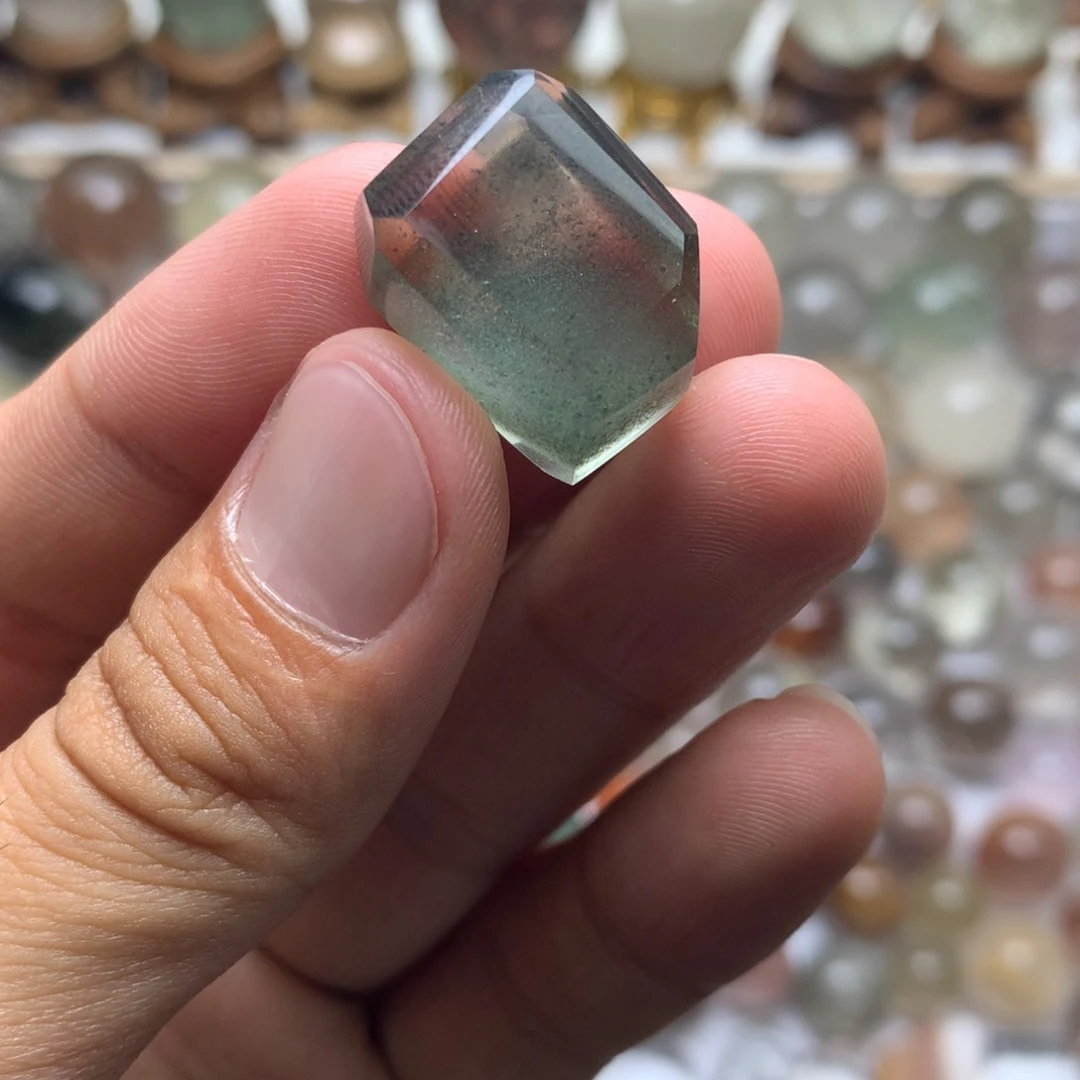 水晶珠宝半成品未镶嵌绿幽灵随行