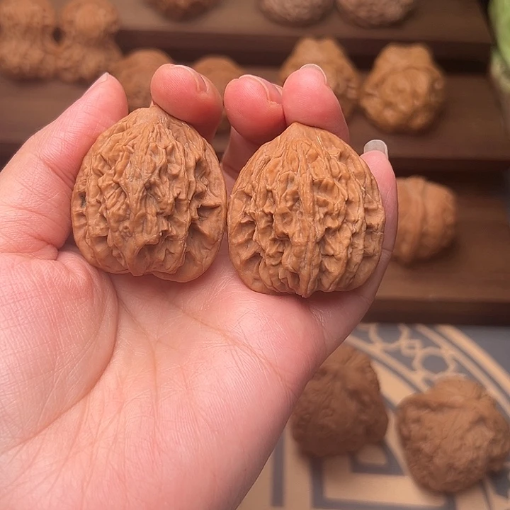 吊坠文玩核桃麦穗虎头