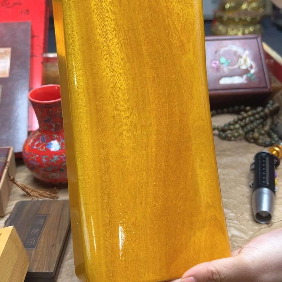 大叶紫檀（黑酸枝木类）