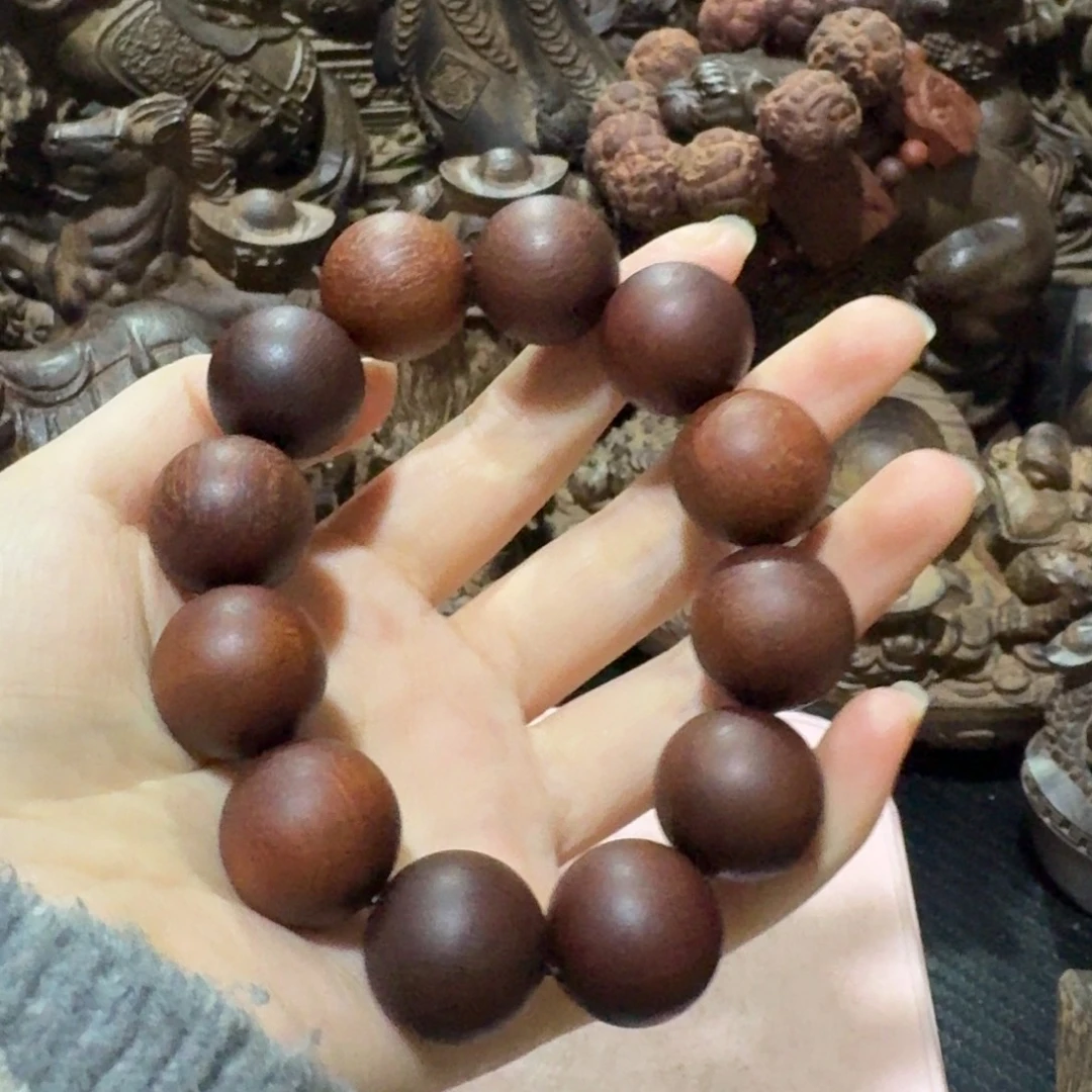 宝***宝木家居用品摆件等