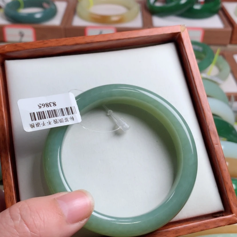 【闪购商品】和田玉手镯未镶嵌