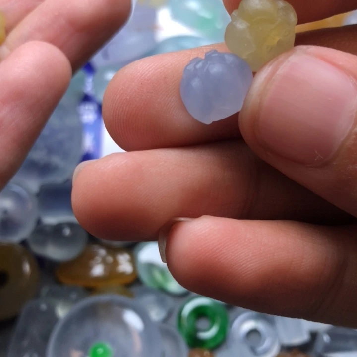 定制翡翠未镶嵌韩****F挂件