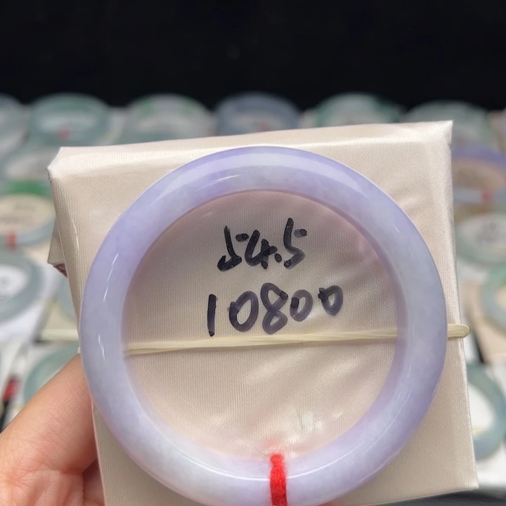 翡翠未镶嵌手镯A货