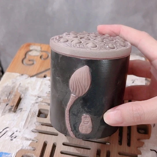 微瑕无运费险，介意的勿拍，谢谢支持！