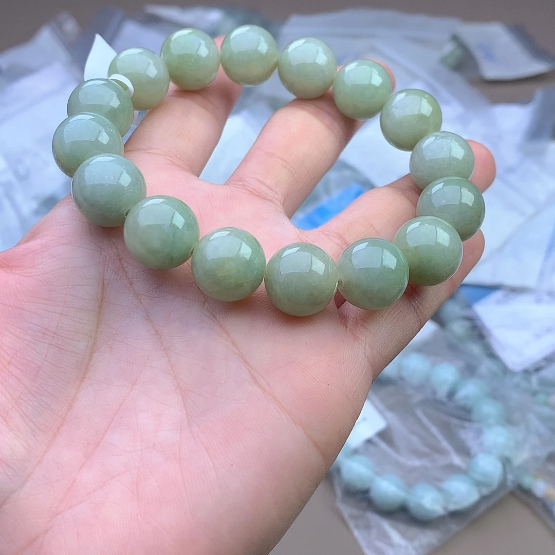未镶嵌手串定制翡翠