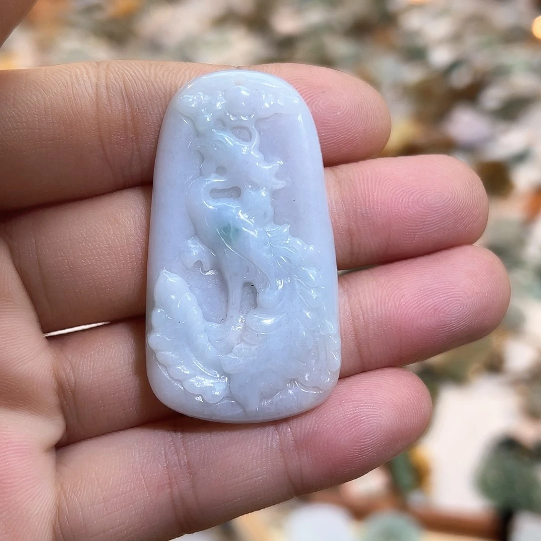 翡翠未镶嵌颈饰挂件