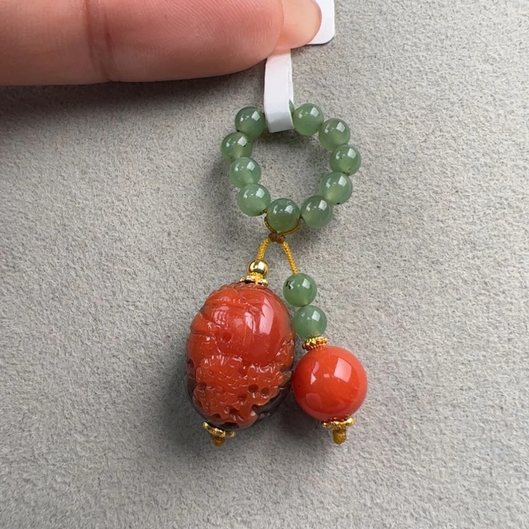 南红玛瑙未镶嵌（跑环山水滴流12mm