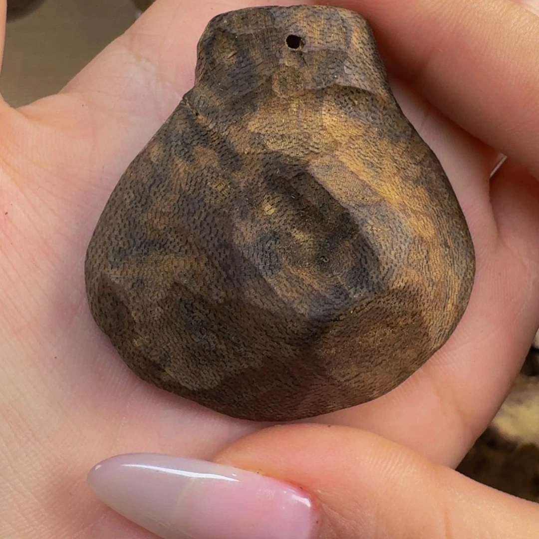 沉香吊坠海南高山包头