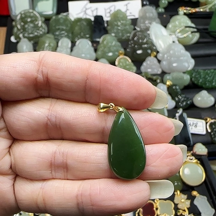 吊坠(赠链)银S925镶嵌和田玉鸿**油