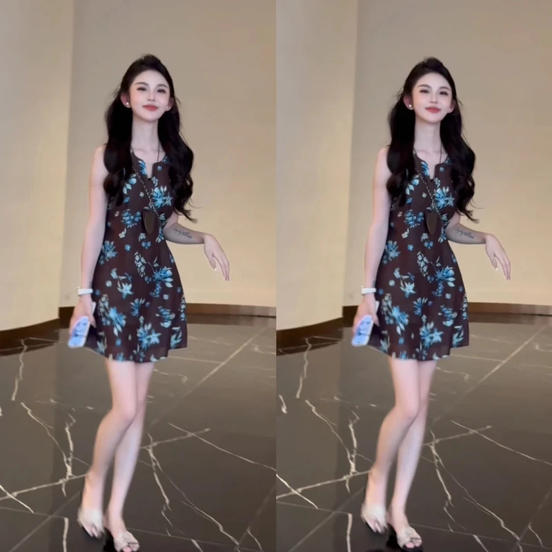 （花归离）气质简约复古碎花松弛感修身清冷系连衣裙