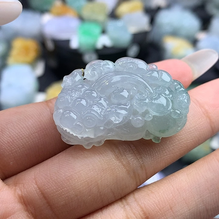 翡翠未镶嵌颈饰天然缅甸翡翠