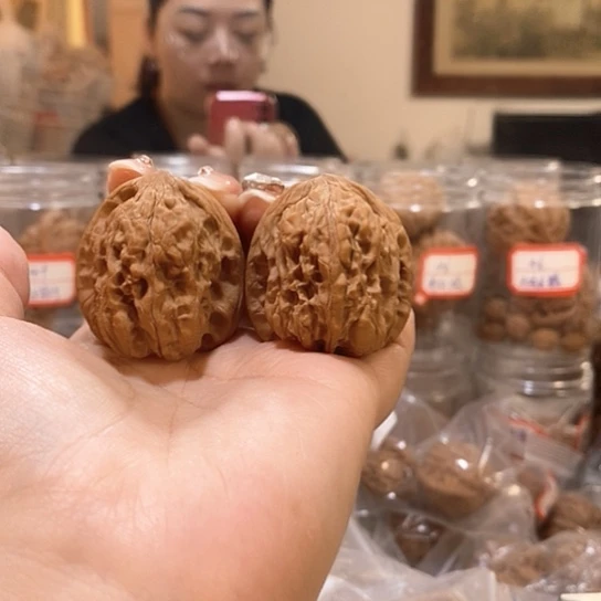 文玩核桃吊坠35罗汉头