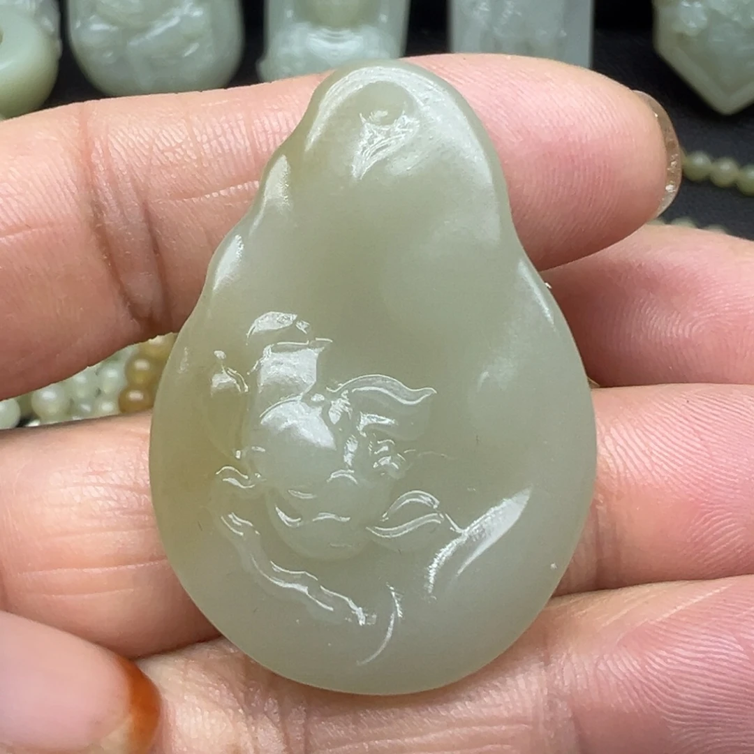 和田玉（糖玉）未镶嵌吊坠(不含链)