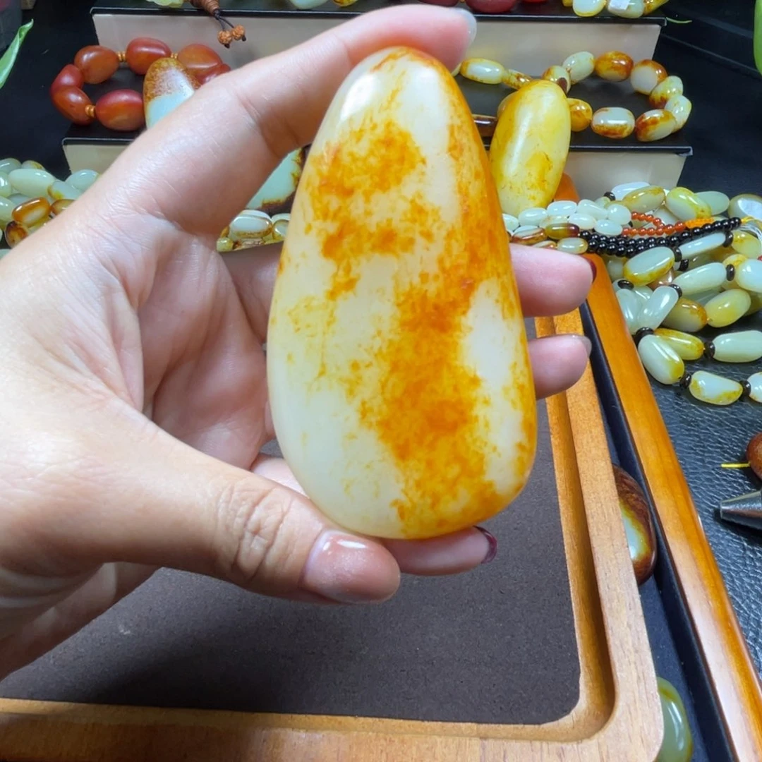 颈饰未镶嵌和田玉山***叔
