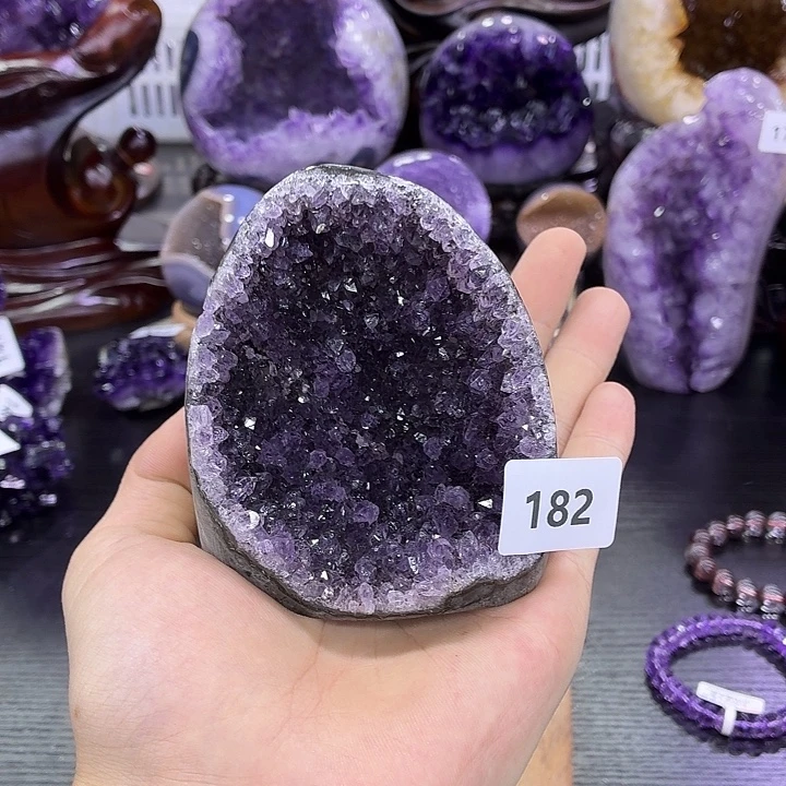 水晶未镶嵌大型摆件（非配饰）