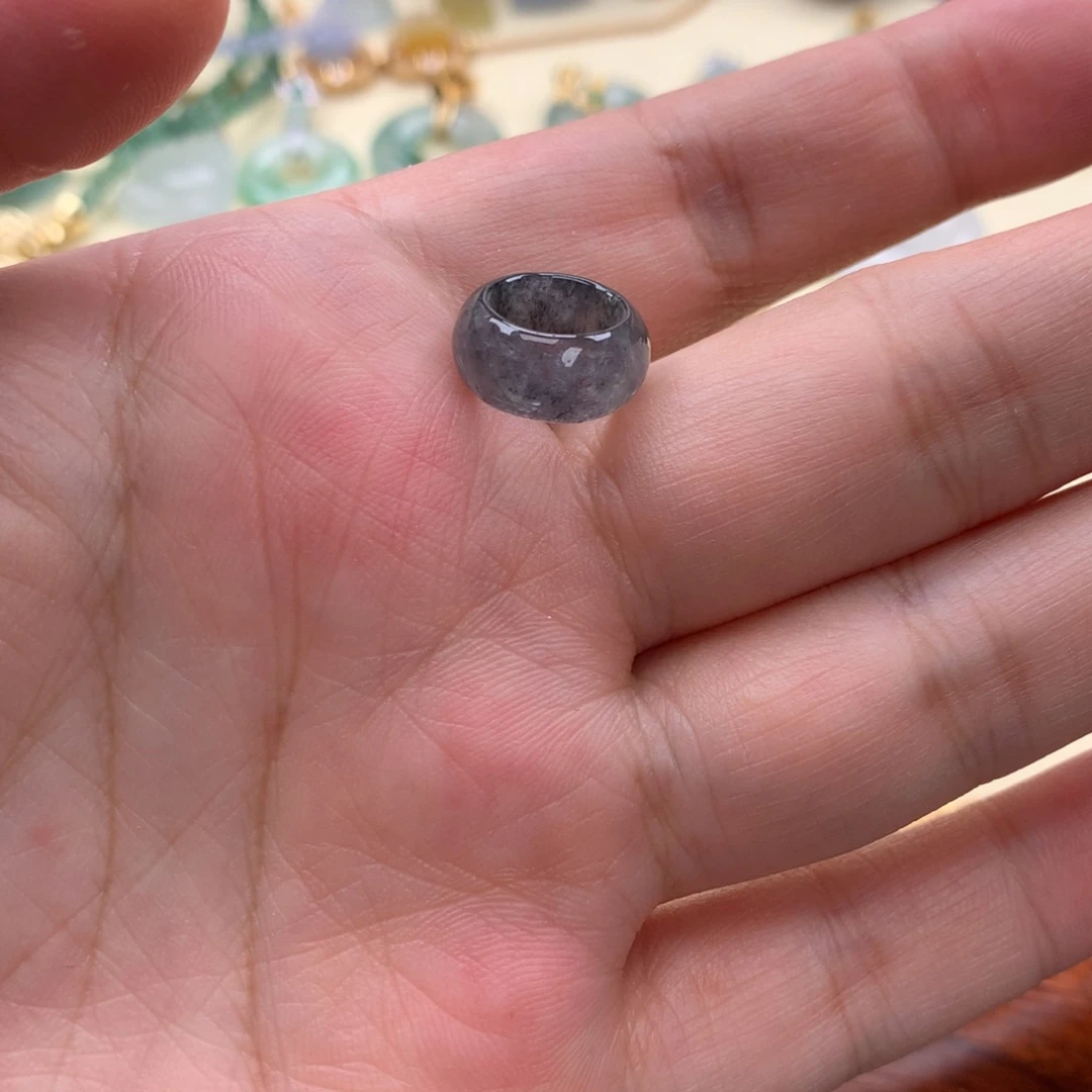 翡翠未镶嵌颈饰翡翠乌鸡跑环随机发