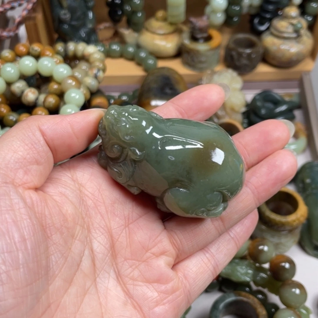 【闪购商品】和田玉未镶嵌把件云***6