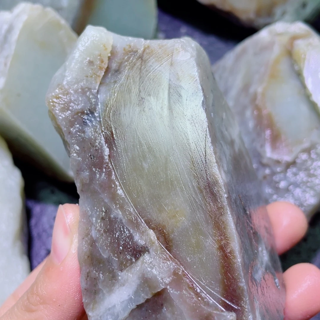 和田玉未镶嵌珠宝半成品