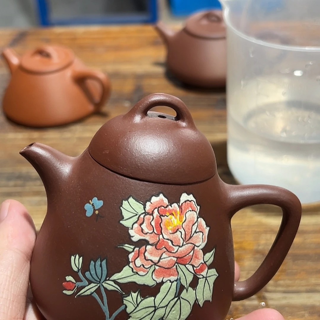 茶壶紫砂紫砂的味道很浓