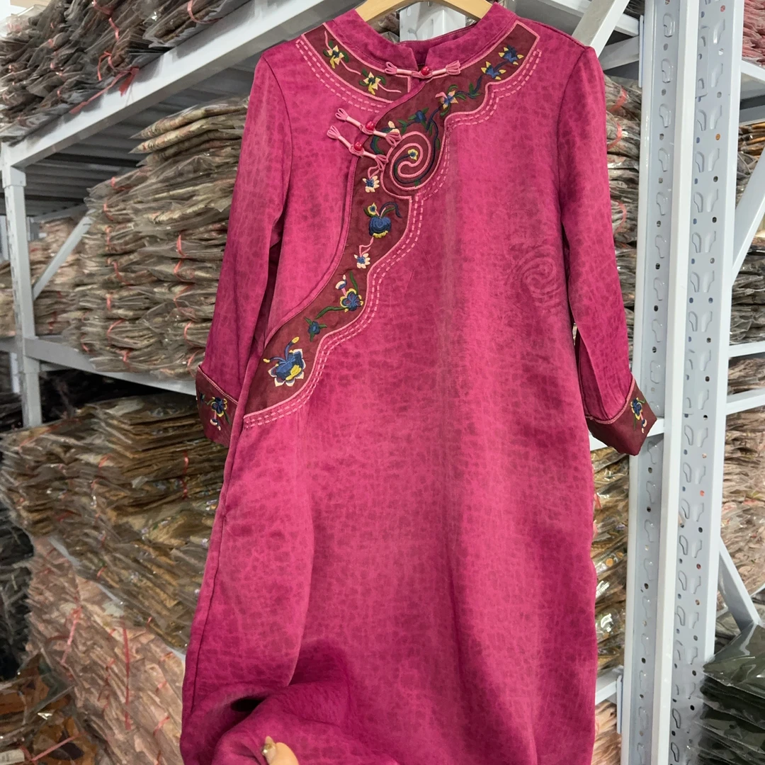 新中式国风气质斜襟刺绣改良式连衣裙-5331