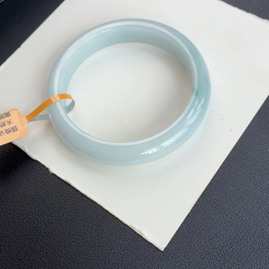 翡翠未镶嵌手镯19