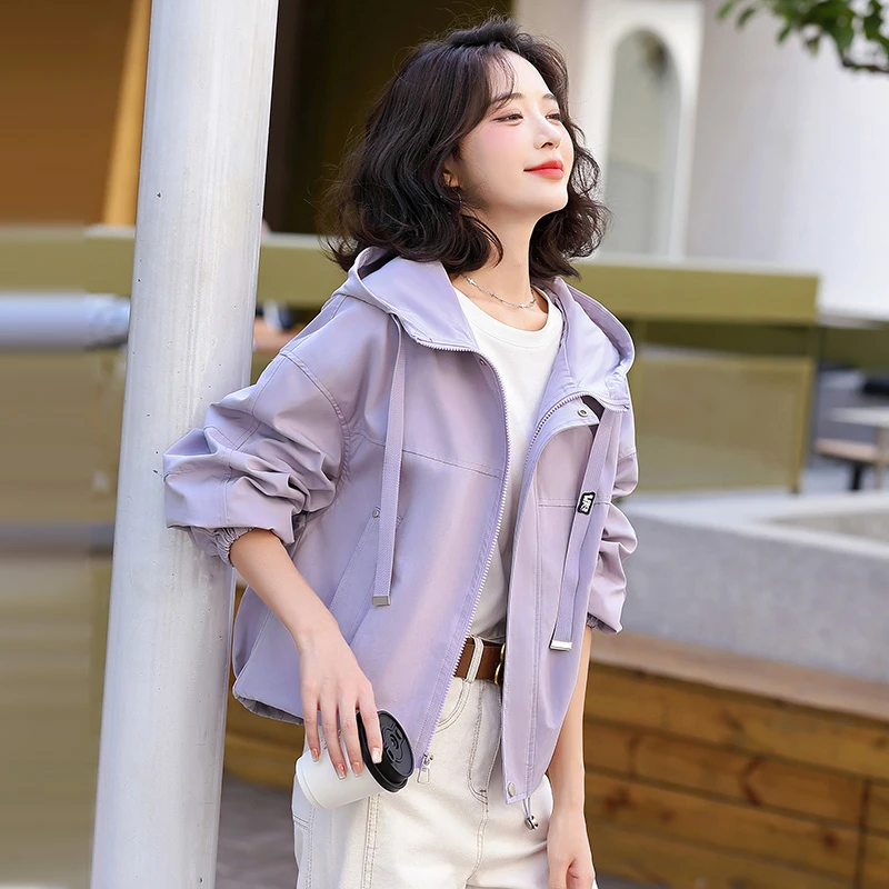 独特别致超好看夹克外套女款2025新款春秋连帽短款时髦休闲冲锋衣