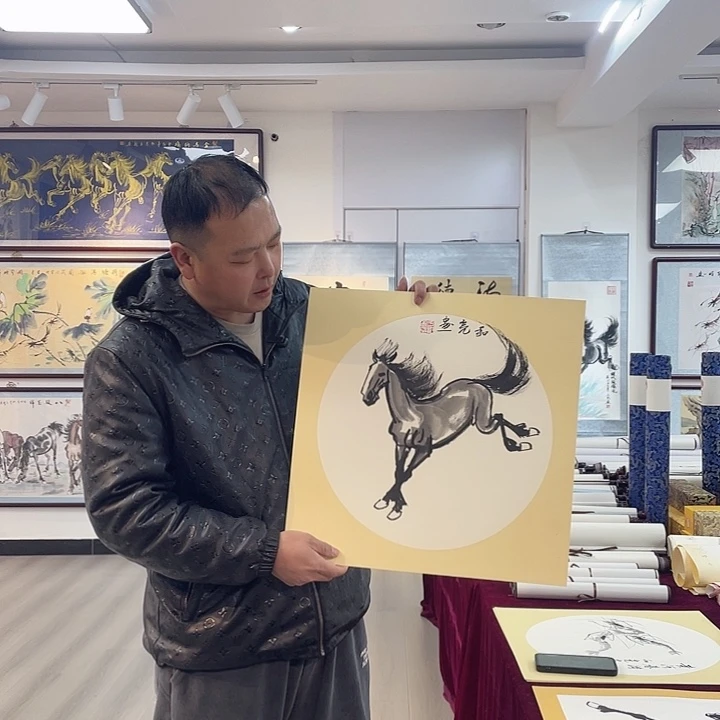 国画奔马图1111111