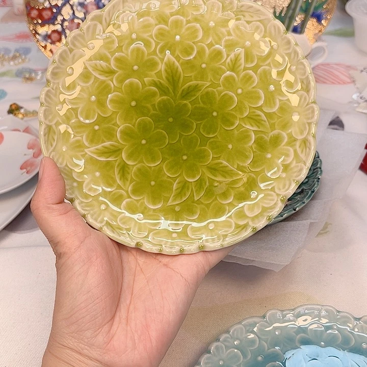 瓷片The first thing