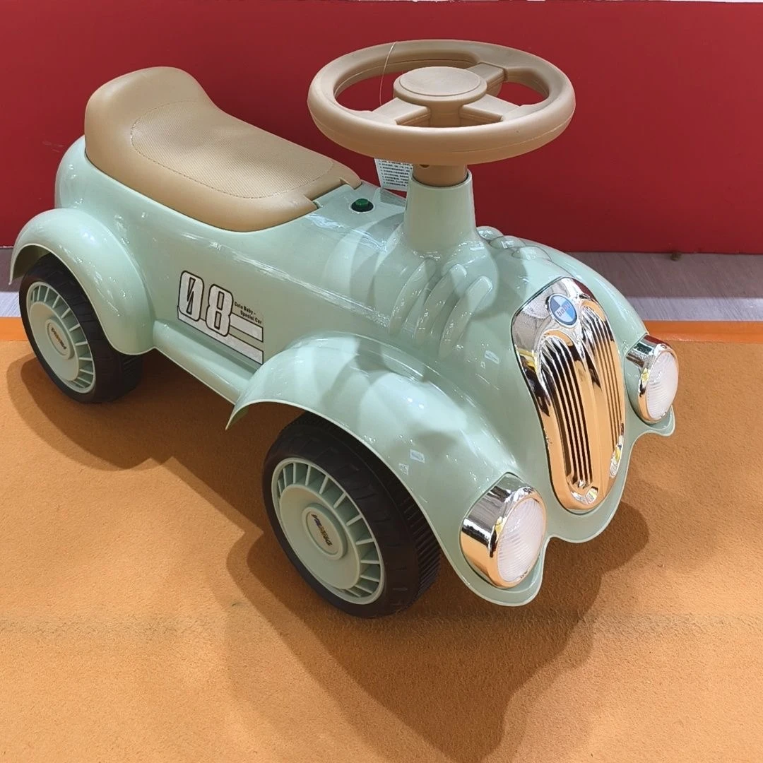 儿童滑行车四轮复古汽车滑行玩具车小孩宝宝滑行可坐扭扭车童车