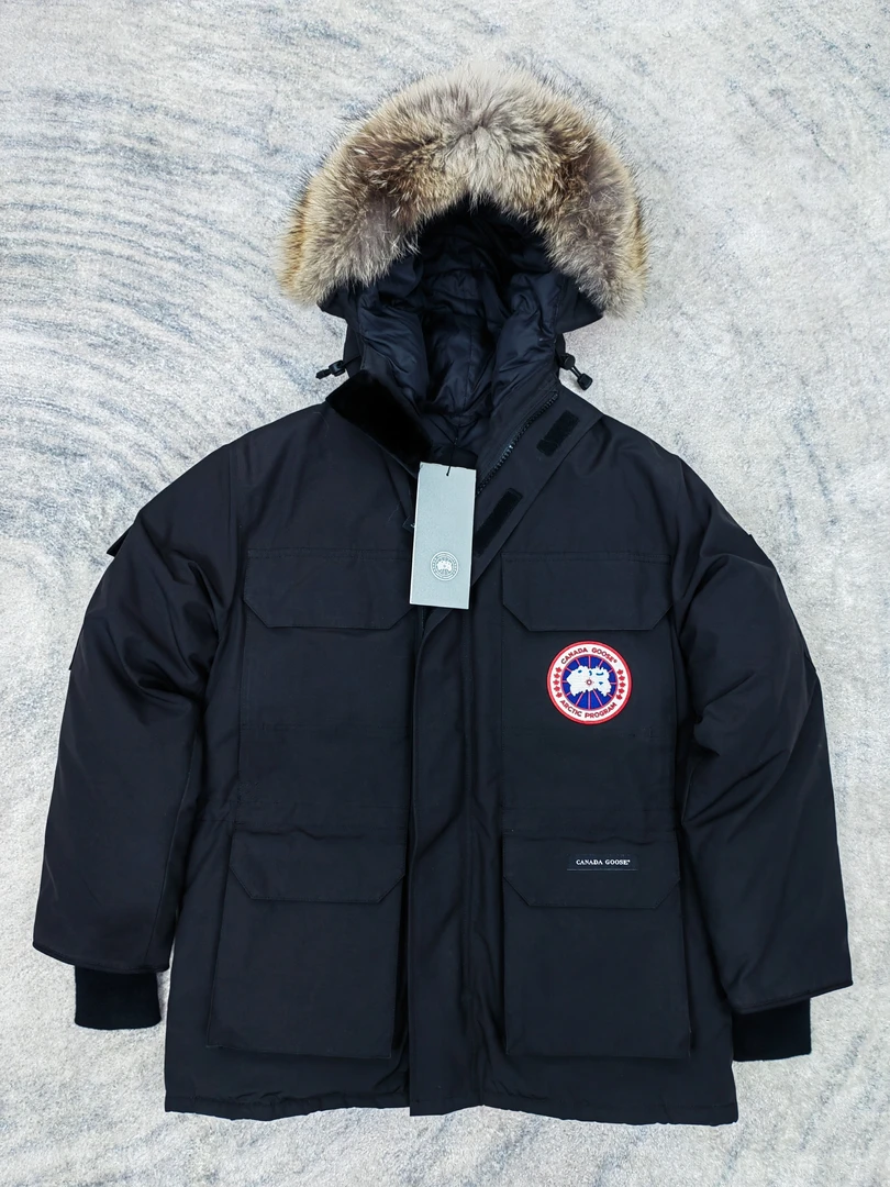 未使用 CANADA GOOSE/加拿大鹅 XS 版canadagoose黑色远征羽绒服