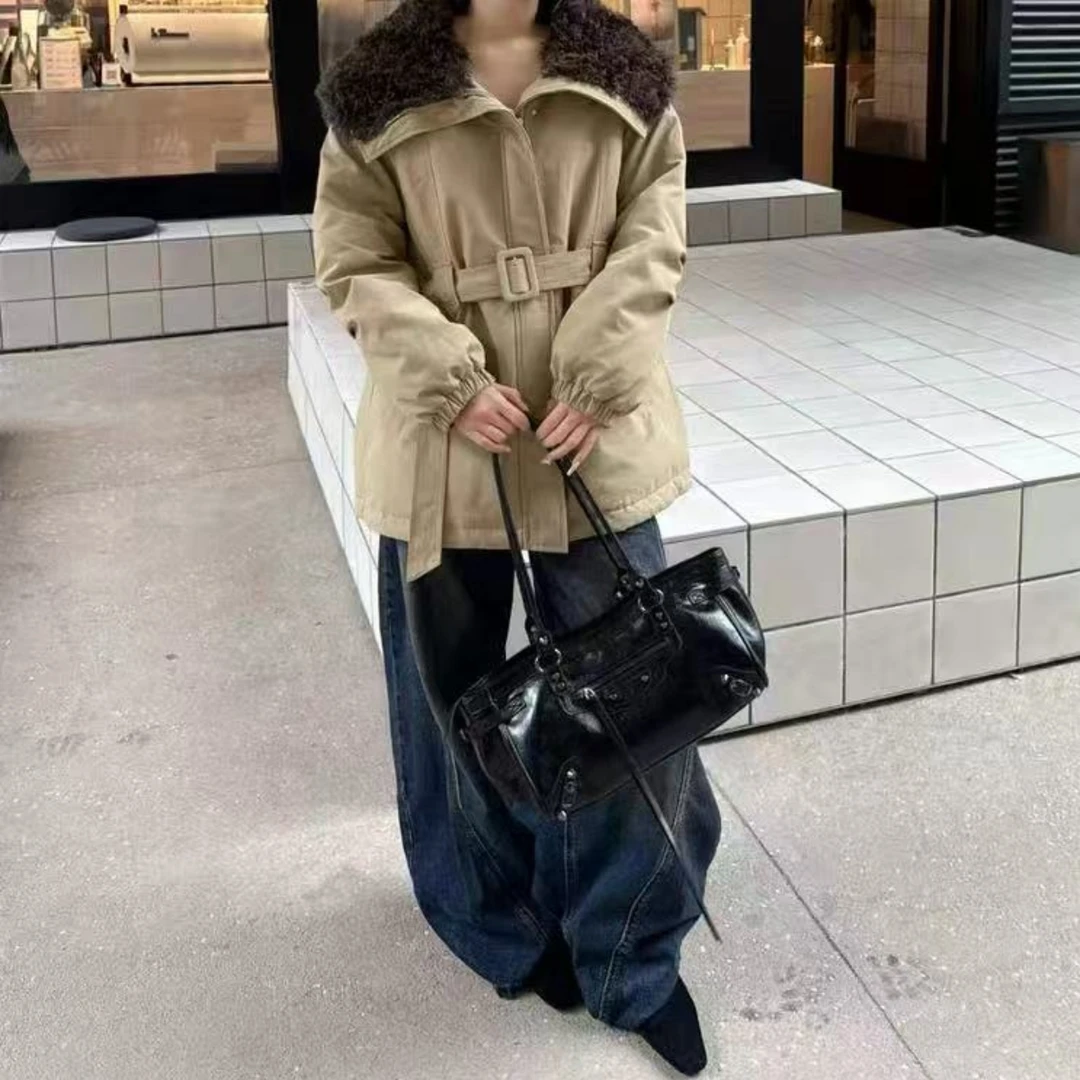 Manmi   卷毛拼接翻领派克棉服外套  88316（C4）