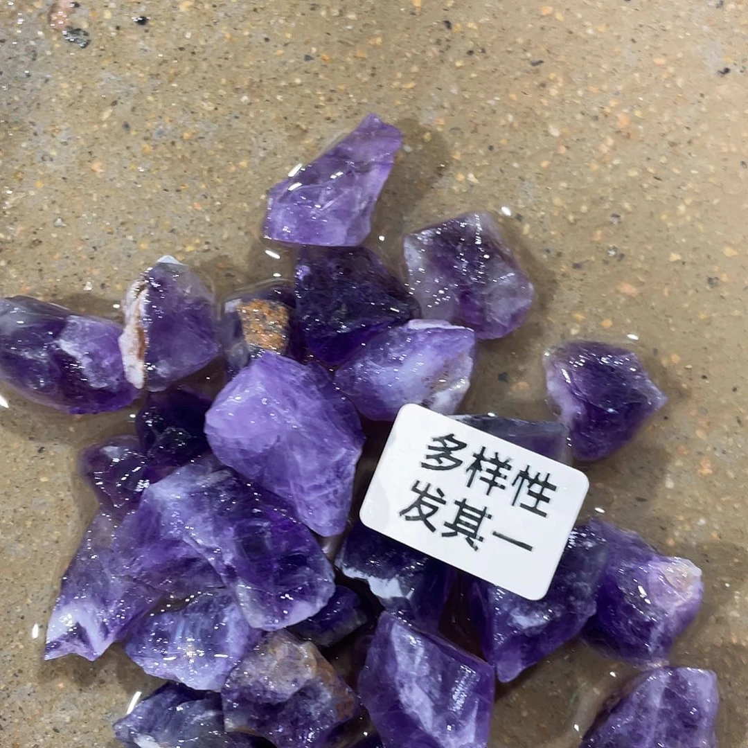 水晶摆件…..未镶嵌100g