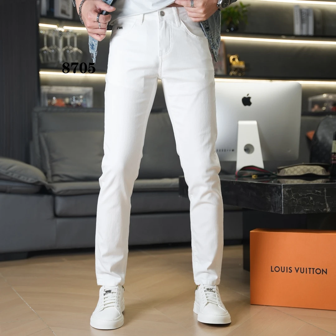 男士春夏纯色牛仔裤时尚休闲百搭