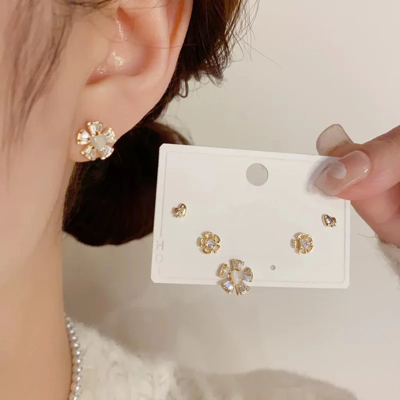 铜合金耳饰 精致小巧百搭花朵三件套组合套装气质甜美耳钉女E265