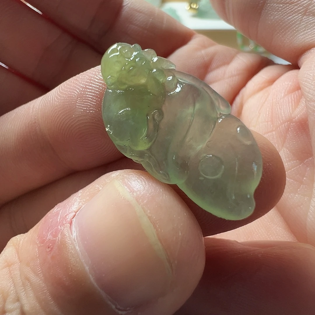 定制翡翠未镶嵌猴子