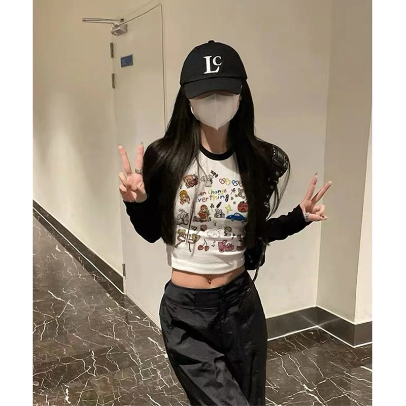 小个子甜辣妹长袖t恤女春秋季新款黑白撞色拼接修身短款插肩上衣