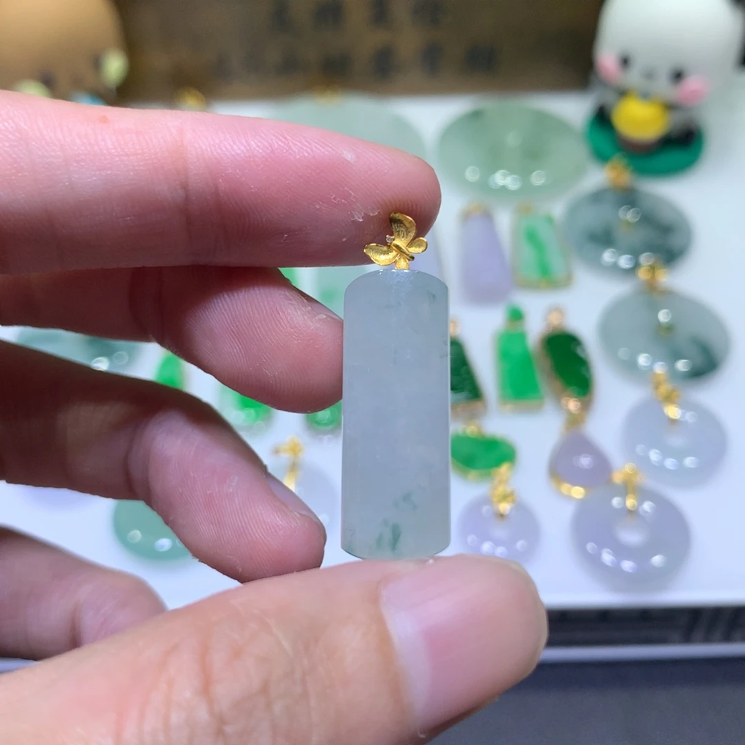 翡翠18K金镶嵌吊坠(不含链)