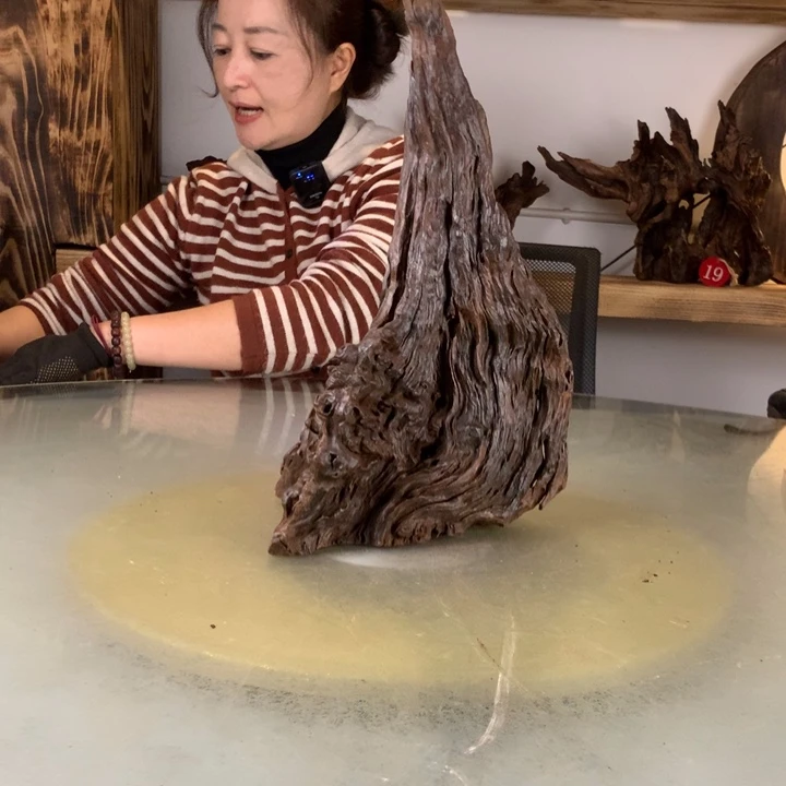 潇***手天然的云南紫柚木会黄水