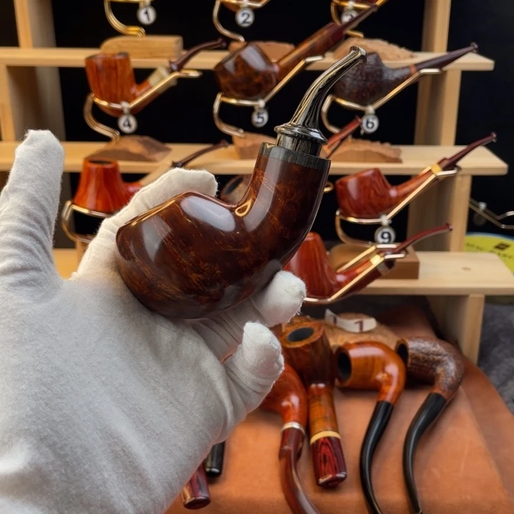 阿***将石楠木手工工艺品