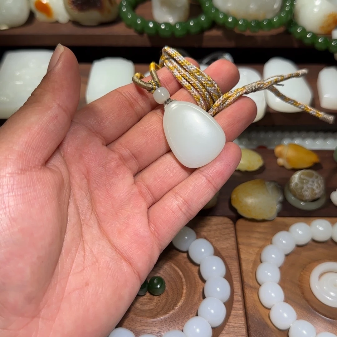 手链未镶嵌和田玉