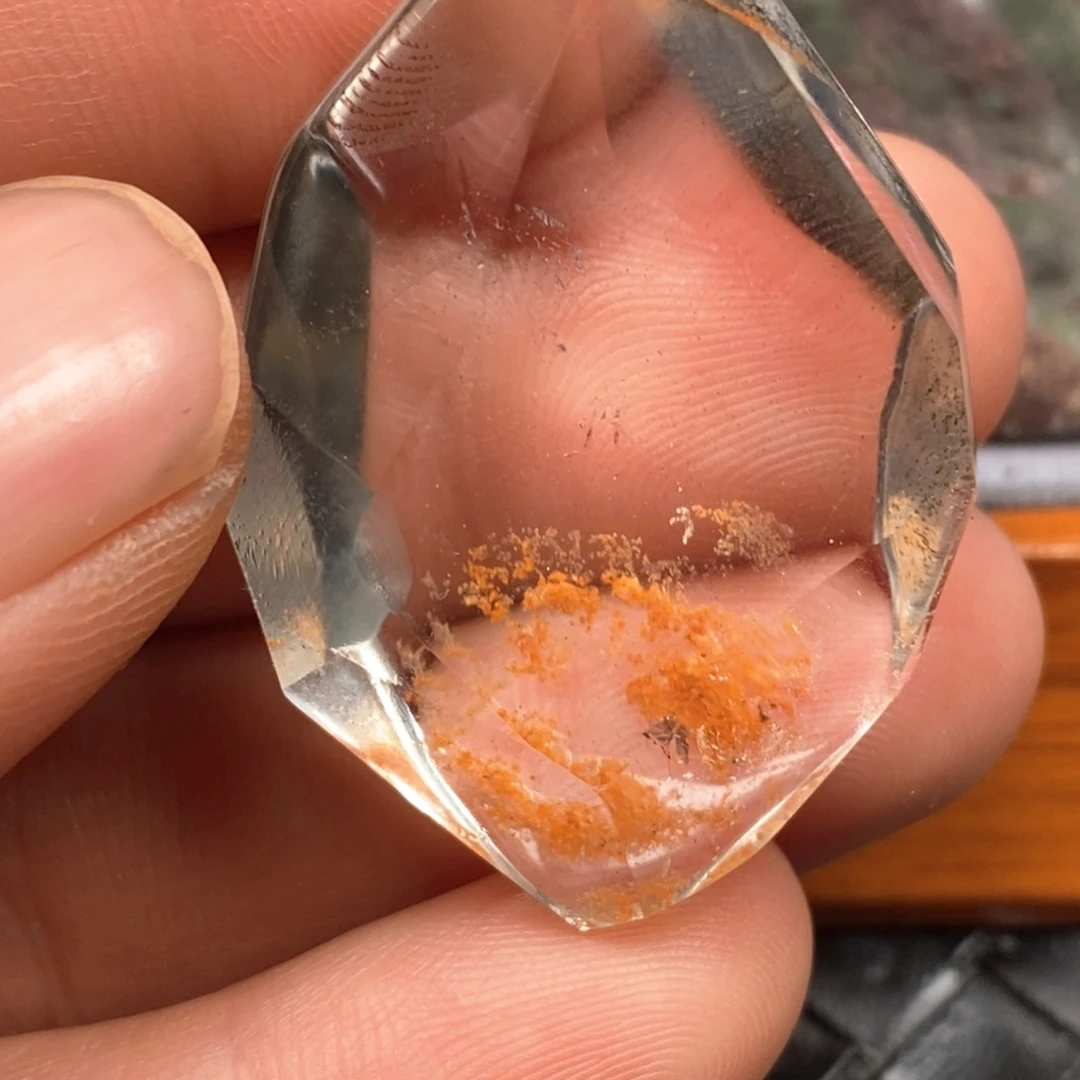 未镶嵌颈饰水晶水晶