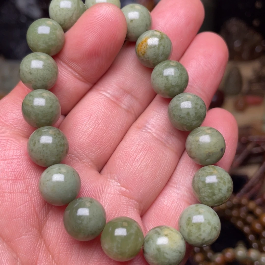 岫岩河磨玉（透闪石质玉）未镶嵌颈饰卡12福利