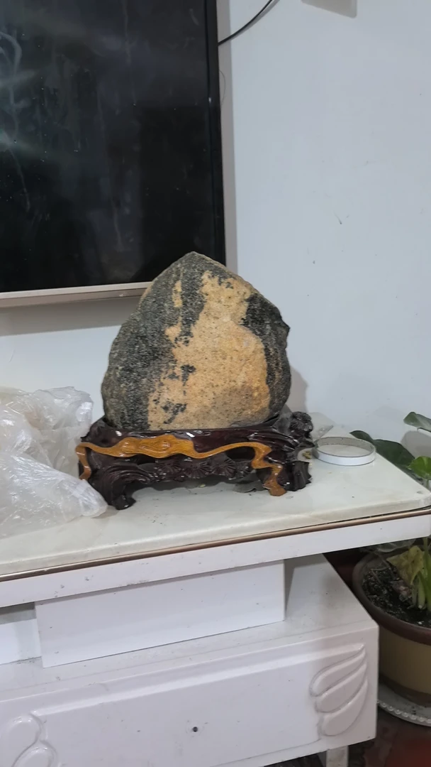 精品泰山象形石精美陶瓷泰山石保平安工艺品桌面